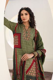 Picture of  Attractive Green Designer Straight Cut Suit for Mehendi, Festivals, Sangeet, and Parties