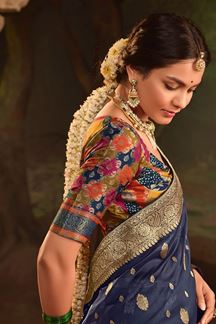 Picture of  Flamboyant Pure Crepe Dola Silk Designer Saree for Engagement, Reception, and Parties