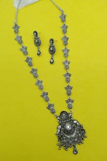 Picture of  Creative Silver Designer Necklace Set for Festivals, Sangeet, and Parties