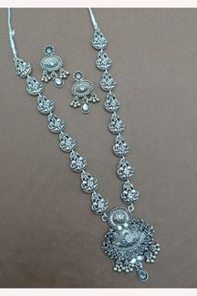 Picture of  Surreal Silver Designer Necklace Set for Festivals, Sangeet, and Parties