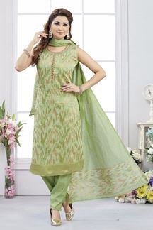 Picture of  Marvelous Designer Straight Cut Suit for Mehendi, Festivals, and Sangeet