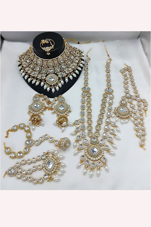 Picture of  Exuberant Designer Necklace Set for Wedding and Reception