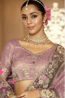 Picture of  Exuberant Pure Viscose Jacquard Silk Designer Saree for Engagement and Reception