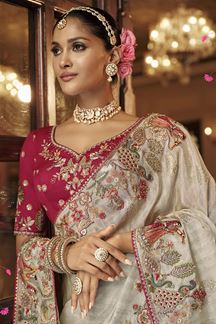 Picture of  Beautiful Pure Viscose Jacquard Silk Designer Saree for Wedding and Reception